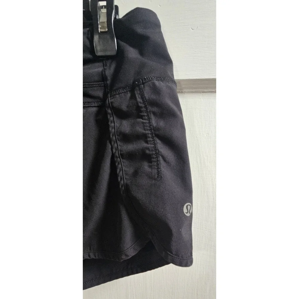 Lululemon Run Times‎ shorts zippered pockets on the back Sz 6
